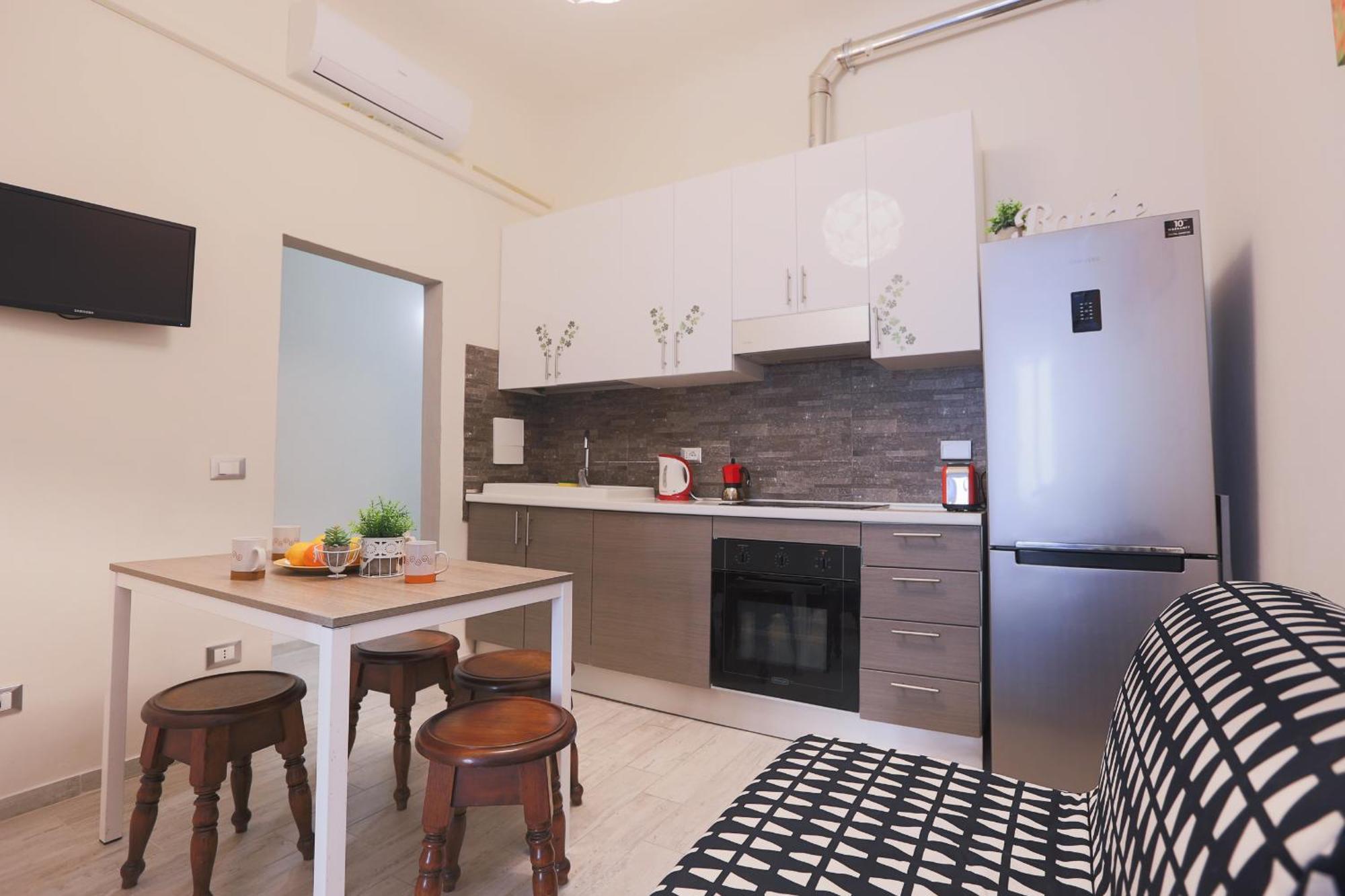 Stazione Rivadarno Apartamento *